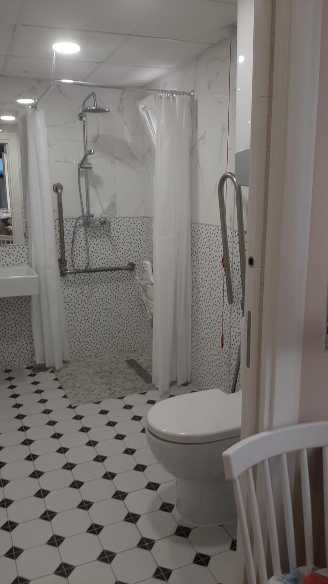 Apartamentos Pelicano Benidorm Buitenkant foto