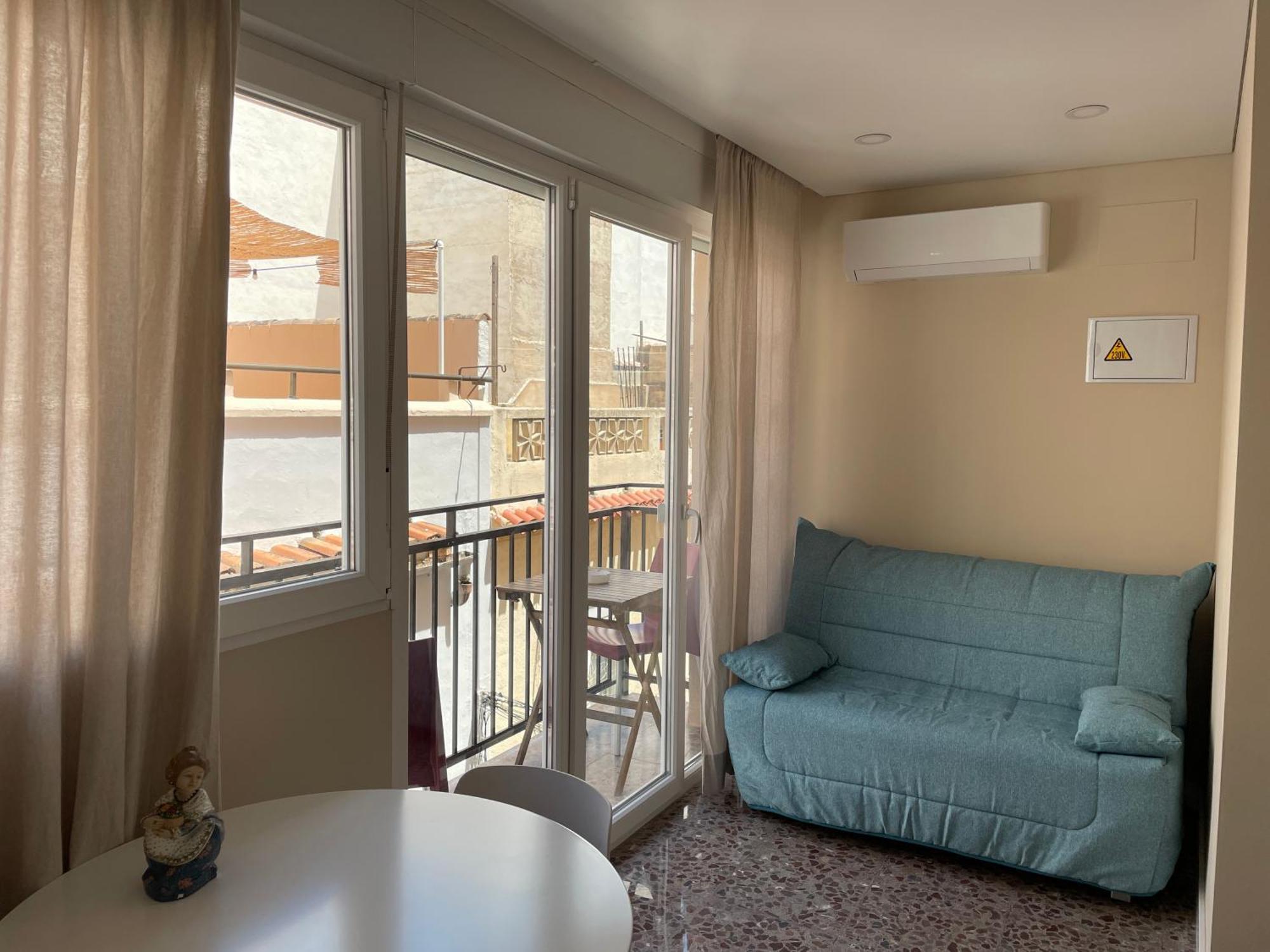 Apartamentos Pelicano Benidorm Buitenkant foto